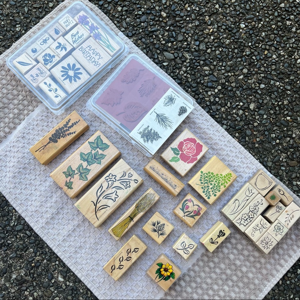 Vintage Rubber Stamp Large Lot Floral and Fawna stamps